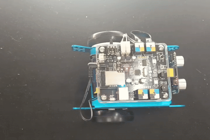 Robot avancer reculer 